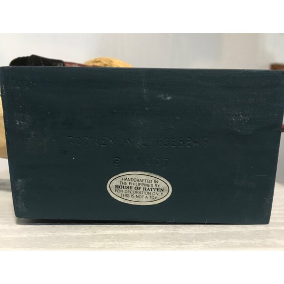 House Of Hatten Santa On Fish Figurine By Rodney Weeseberg 10" - Picture 8 of 10